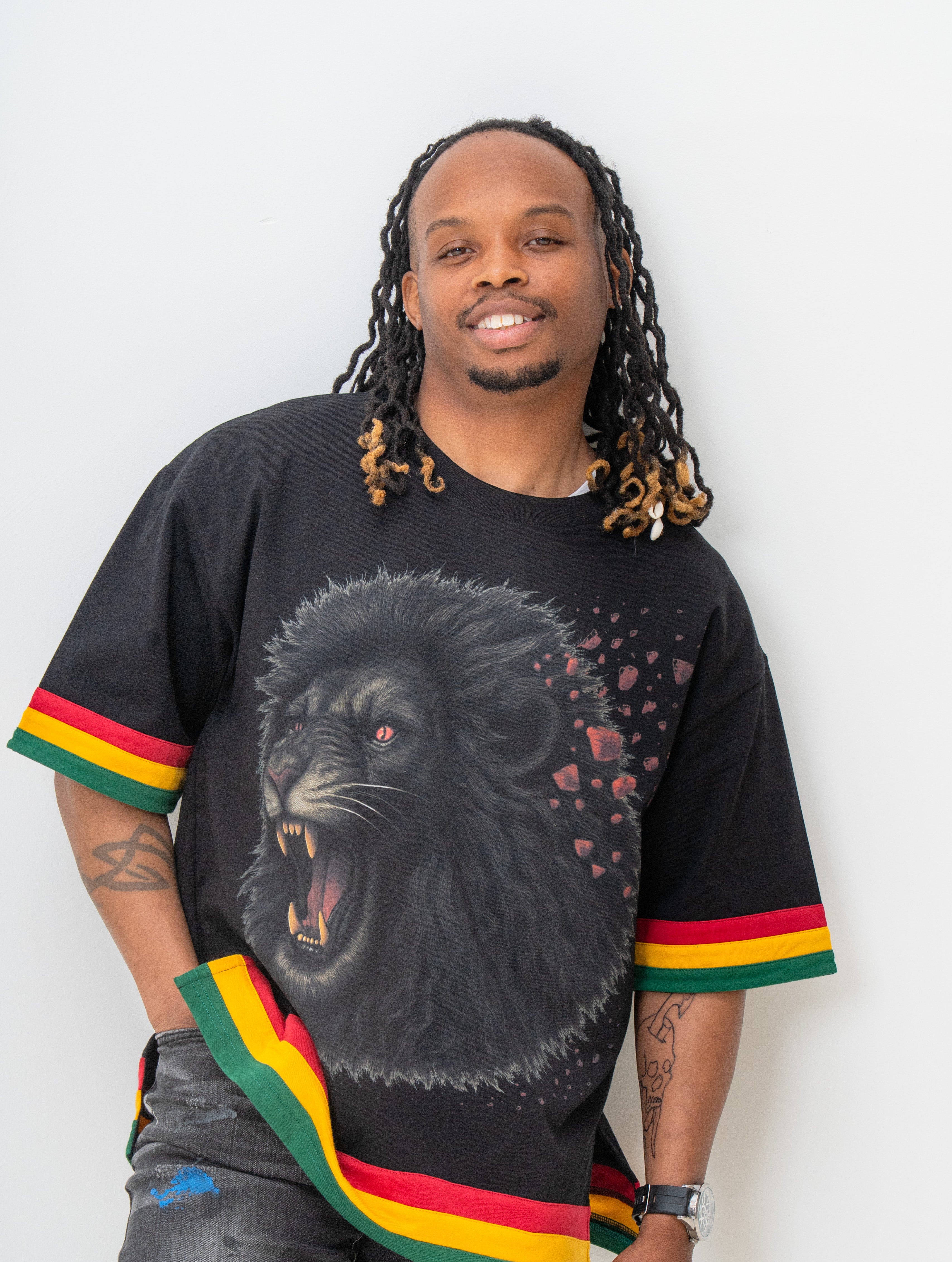 Lion Exaggerated Fit T-Shirt